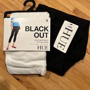 2 Pair NWT Hue Black Out Capri Leggings - One Black/One White - Sz S